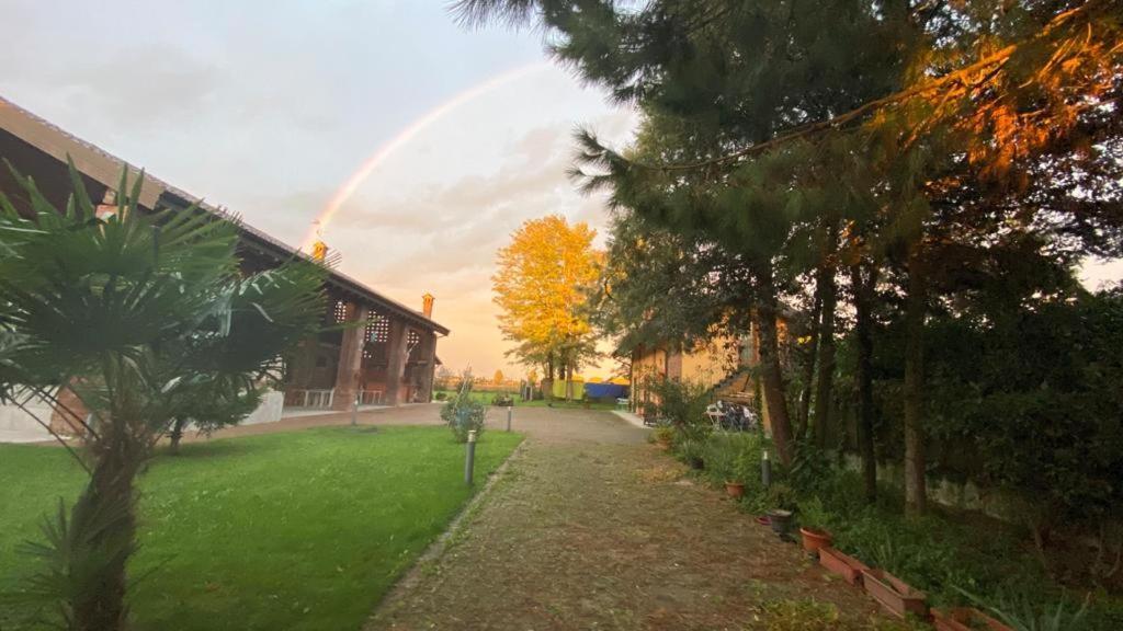 Antica Cascina B&B Borghetto Lodigiano Екстериор снимка